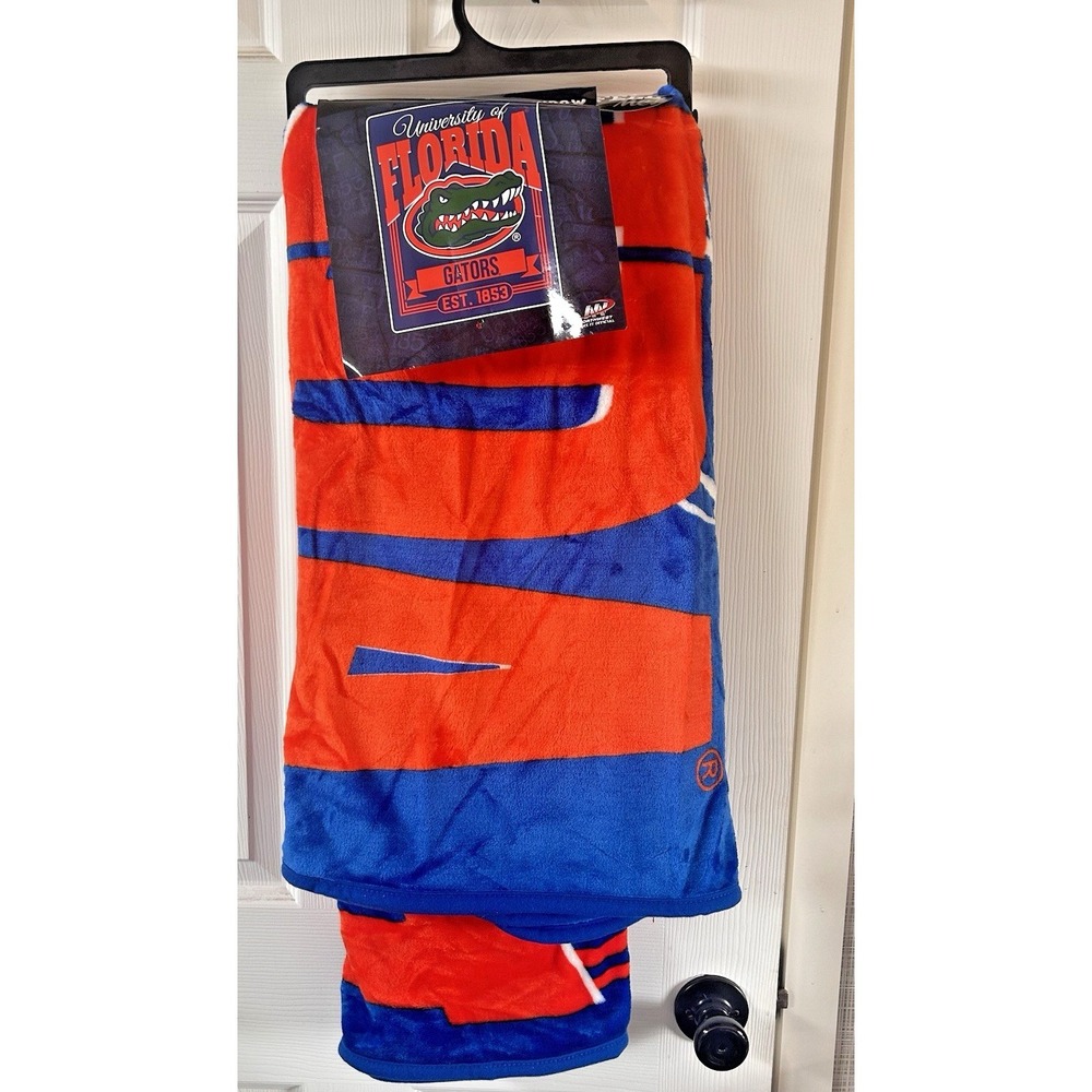 UF Florida Gators Silk Touch Throw Blanket 55" x‎ 70" New! Licensed Northwest UU